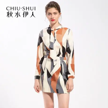 【断码L】秋水伊人冬季新品复古厚衫几何印花系带衬衣女装FV1156图片