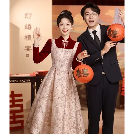 敬酒服2023新款新娘订婚裙礼服冬季长袖高级感红色晚礼服女设计感图片