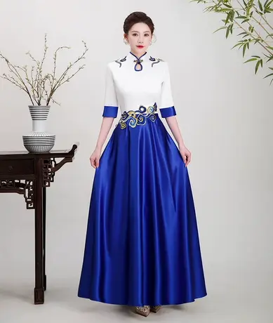 2023新款高端走秀旗袍演出服长款改良优雅气质舞台表演大合唱礼服图片