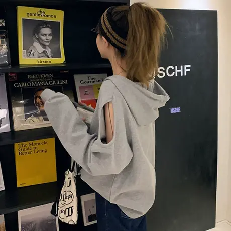 2025春季新款设计感小众露肩卫衣女薄款宽松韩版潮学生带帽上衣服图片