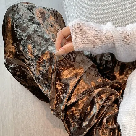 金丝绒阔腿女2023秋冬新款高级感印花小个子灯芯绒直筒显瘦拖地裤图片