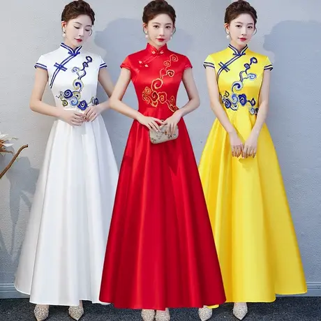 长款礼仪旗袍迎宾小姐服白色青花瓷旗袍酒店学生接待舞台走秀旗袍图片