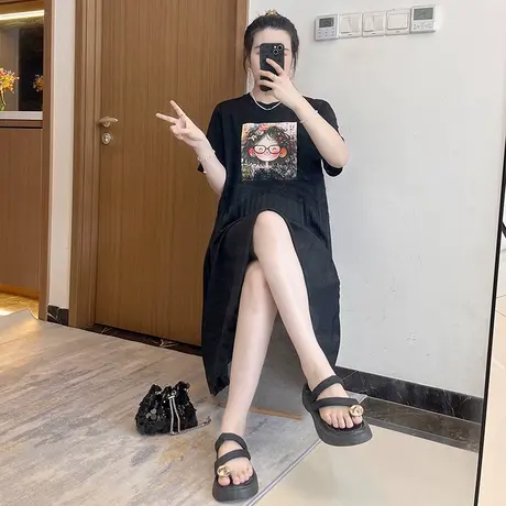 2025夏季新款轻奢高级感蕾丝拼接大码胖mm遮肚藏肉百褶t恤连衣裙图片