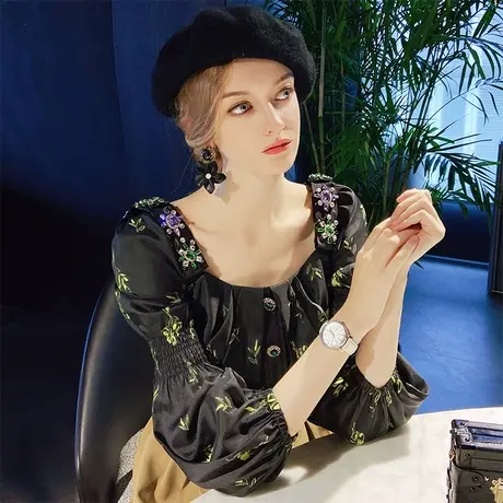 粉红大布娃娃上衣女设计感小众时尚港风衬衣别致外穿衬衫短款内搭图片