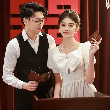 白色小礼服女夏季登记领证小白裙小个子订婚连衣裙甜美蝴蝶结高端商品大图