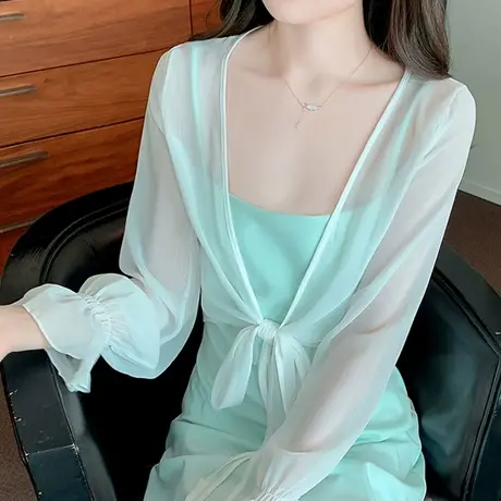 短款夏季女士防晒衣雪纺小外套短款披肩洋气百搭薄款开衫2023新款图片
