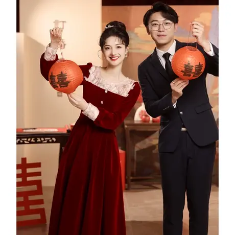 敬酒服2023新款新娘冬季长袖丝绒订婚裙礼服女结婚当天穿便装回门商品大图