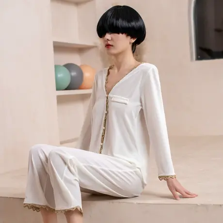 金丝绒睡衣女秋冬可外穿长袖丝绒宽松纯色白色睡衣套装图片