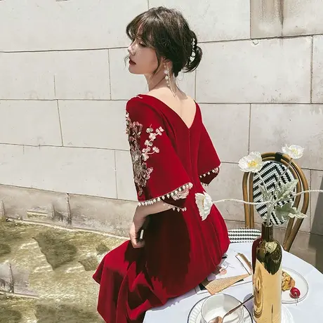 敬酒服新娘2023新款秋季长袖丝绒中式结婚礼服V领刺绣小个子回门图片