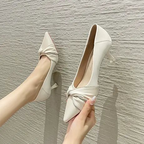 高跟鞋女2024年春季新款尖头女神范性感气质细跟水钻浅口职业单鞋图片