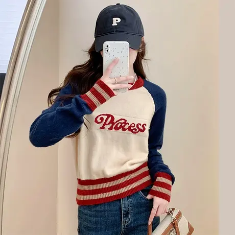 唐狮秋冬美式校园风字母短款圆领套头宽松高级感慵懒风上衣女tu图片