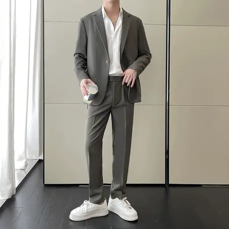 纯色休闲西装男秋季垂感外套潮流痞帅微宽松西服搭修身西裤一套装图片