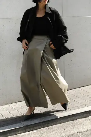 春夏新款不规则设计大码宽松时尚阔腿裤高腰高级感休闲长裤裙女潮图片