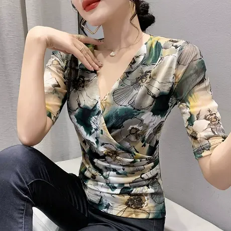 网纱印花中袖T恤女装2023新款性感交叉V领打底衫洋气别致上衣体恤商品大图