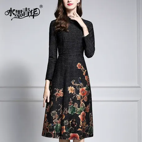 【1件7.9折】冬季新品时尚女装简约优雅修身长袖印花A字连衣裙商品大图