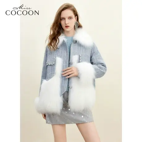 MISSCOCOON23秋冬新款白狐坎牛仔拼接高贵气质千金风皮草外套图片
