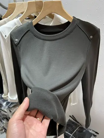 设计感钉珠垫肩加薄绒长袖T恤女2023秋冬新款洋气内搭打底衫上衣商品大图