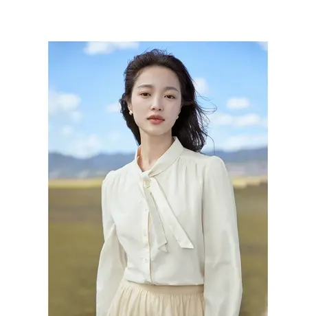 茵曼黑科技暖感提花衬衫2023秋女装新款绣花飘带衬衫微灯笼袖上衣商品大图