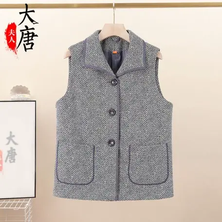 中老年人马甲女奶奶春秋外穿坎肩妈妈翻领口袋马夹老太太背心宽松图片