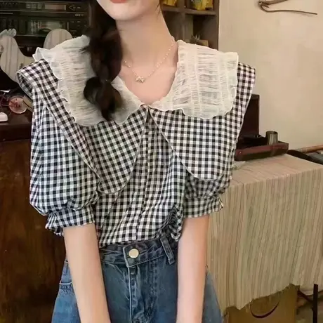 2023夏季新款女装法式格子娃娃领泡泡短袖衬衫设计感小众别致上衣商品大图