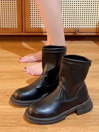 洋气瘦瘦靴女短靴黑色2023秋冬季圆头靴子厚底马丁靴粗跟弹力单靴图片