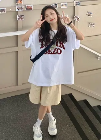 美式重磅白色短袖T恤女夏季新款大码胖mm宽松小众正肩上衣2-300斤图片