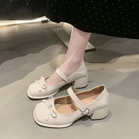 法式方头玛丽珍鞋女2025新款夏季配裙子温柔小皮鞋一字带粗跟单鞋图片
