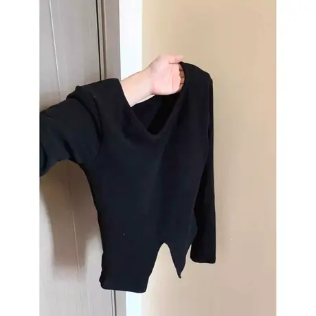 开叉下摆长袖T恤女春季新款修身显瘦短款打底小衫内搭正肩上衣潮图片