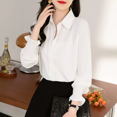 白色衬衫女长袖上衣春夏装2023新款设计感小众时尚休闲宽松内搭女图片