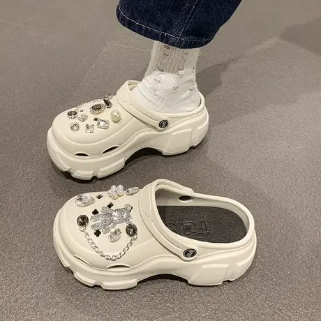 厚底洞洞鞋女夏季外穿可爱小熊链条防滑增高跟松糕沙滩包头凉拖鞋图片