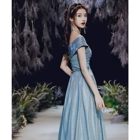 一字肩星空主持人晚礼服女2023新款年会高级感气质连衣裙平时可穿图片