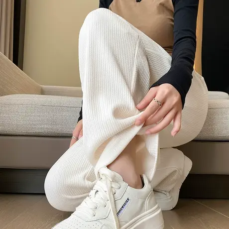 杏色雪尼尔阔腿裤女秋冬新款高腰宽松垂感窄版休闲直筒灯芯绒裤子图片