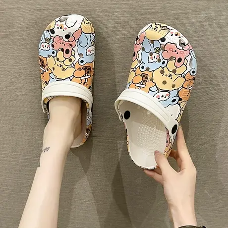 洞洞鞋女夏季新款卡通动漫涂鸦厚底外穿踩屎感防滑两穿包头凉拖鞋商品大图