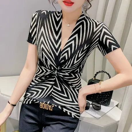 性感交叉V领短袖T恤女2023夏装新款设计感洋气上衣修身网纱小衫潮图片
