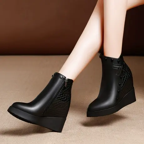 秋冬新款尖头厚底坡跟欧美短靴真皮靴子黑色内增高短筒牛皮女靴图片