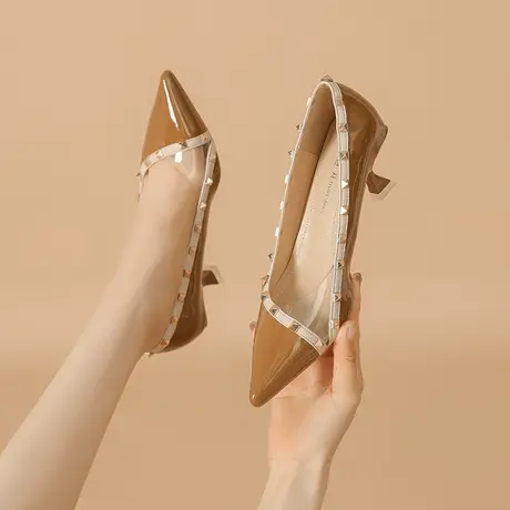 漆皮铆钉尖头单鞋女细跟2024年春季新款法式小众气质浅口职业单鞋商品大图