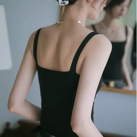 美背小背心女2021年新款一体带胸垫吊带修身无袖上衣内搭打底外穿图片