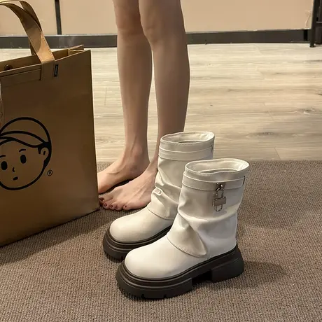 网红短筒靴女款2023年秋季新款洋气马丁靴复古百搭厚底裤管冬靴女图片