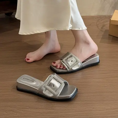银色水钻拖鞋女2025新款夏季外穿法式百搭凉拖鞋配裙子气质沙滩鞋商品大图
