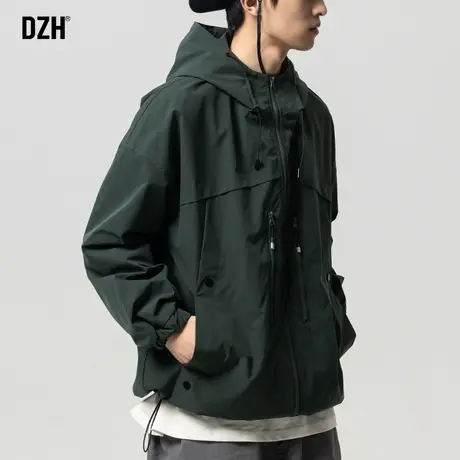男士连帽工装外套男春秋款绿色上衣潮牌防风衣痞帅户外冲锋衣登山图片