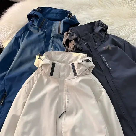 线下千元级！户外防风防水！秋冬男士加绒保暖连帽冲锋衣夹克外套图片