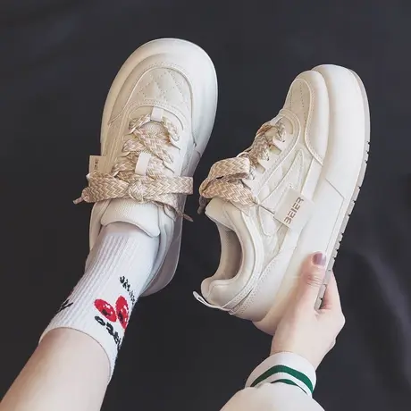 小白鞋女2023年春季新款爆款女鞋百搭小众原创厚底大头休闲板鞋子商品大图