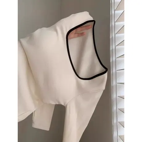 带胸垫方领长袖T恤女早春秋冬小个子短款内搭德绒打底衫撞色上衣图片