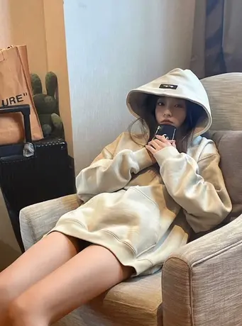 oversize卫衣女春秋薄款宽松小众高街潮牌ins设计感chic港风外套图片