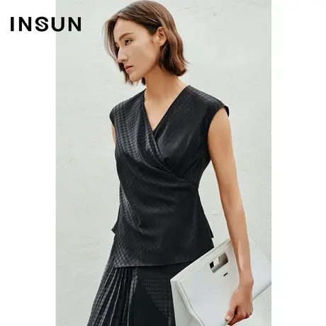 INSUN恩裳线上专选夏季千鸟格提花小飞袖收腰衬衫图片