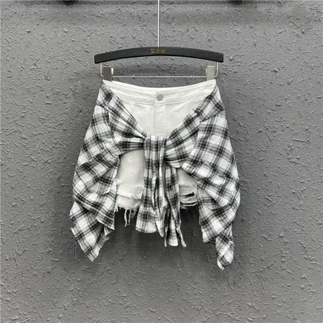 欧货潮流假两件牛仔短裤女春夏新款格子拼接设计感a字阔腿裤热裤图片