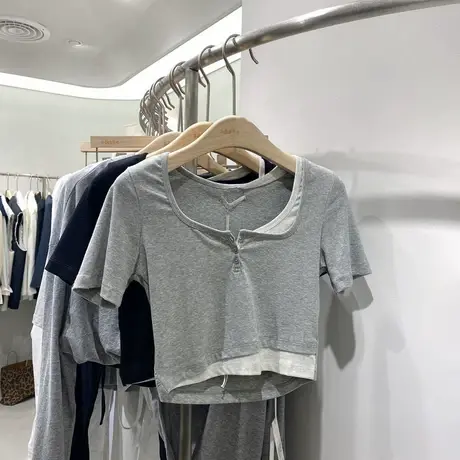 短袖t恤女夏季2021新款韩版潮假两件拼接修身显瘦设计感短款上衣商品大图