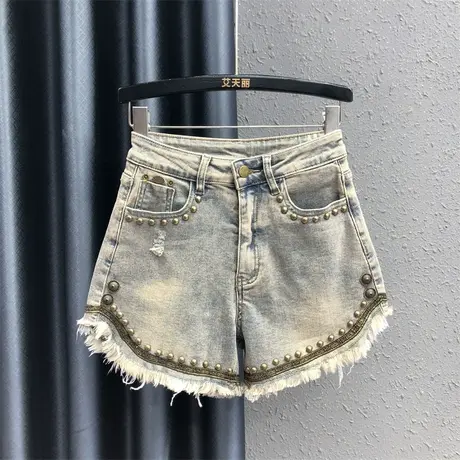 2023夏季新款个性重工铆钉欧货牛仔短裤女潮休闲怀旧高腰阔腿热裤图片