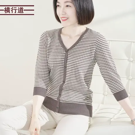 2023新款秋季女装V领条纹宽松中年妈妈七分袖针织衫套头上衣中袖商品大图