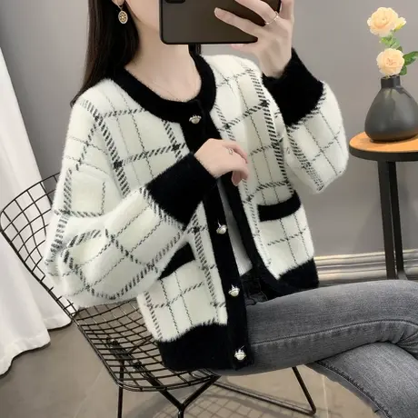 防水貂绒毛衣女2023秋冬新款爆款外套时尚短款外搭方格拼色针织衫商品大图